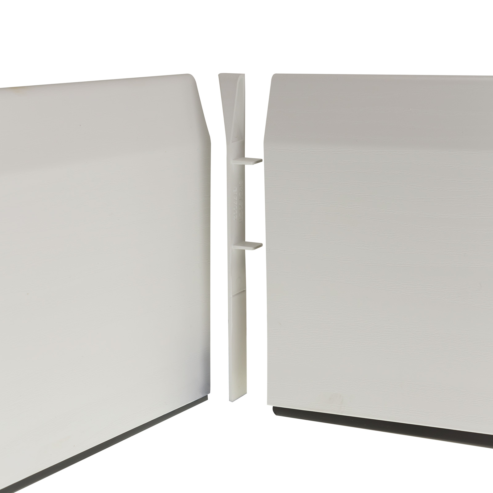 Example of White Internal Corner Trim for 100mm and 150mm Roomline Chanfered Skirting Board